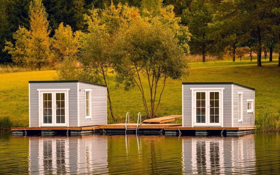 Amid Increasing Concerns Ontario Seeks Sanctions On Floating Homes