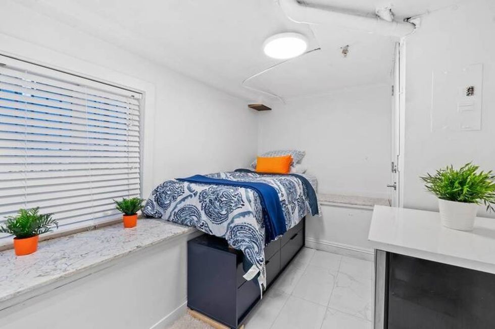 00000 c0ux4fsxgqyz 0ci0pp 1200x900