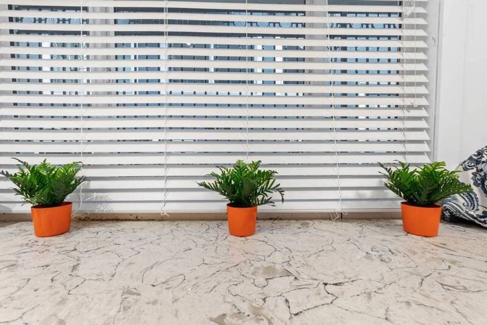 01010 2f8hwamw1j9z 0ci0pp 1200x900