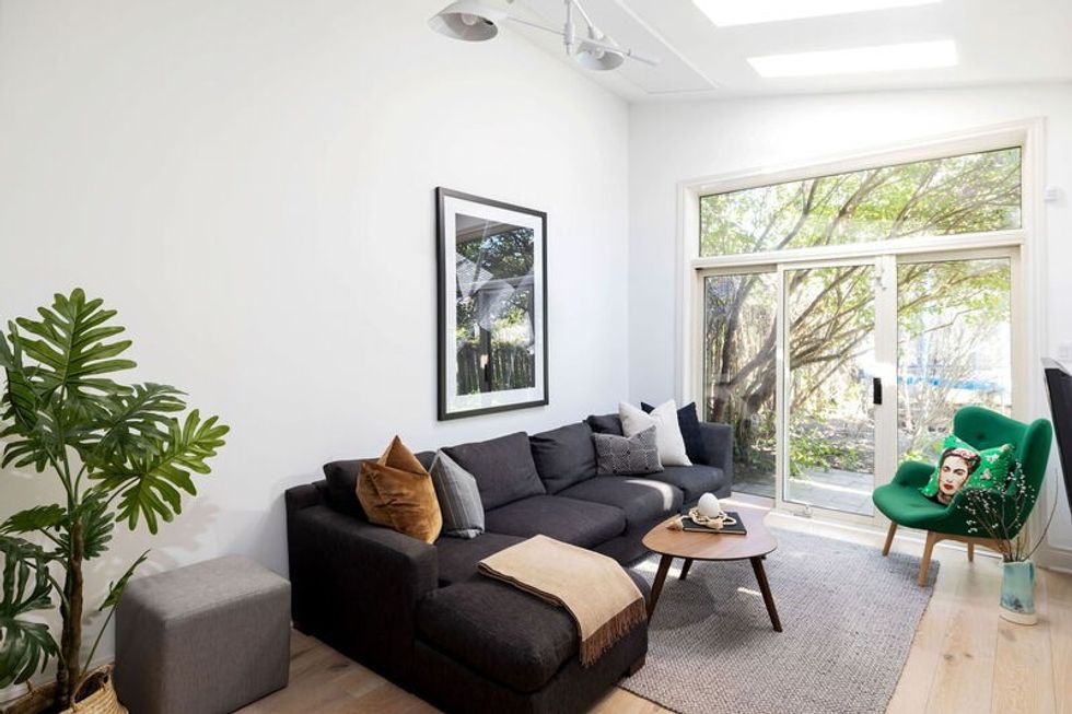 037 1920x1080 photo 1