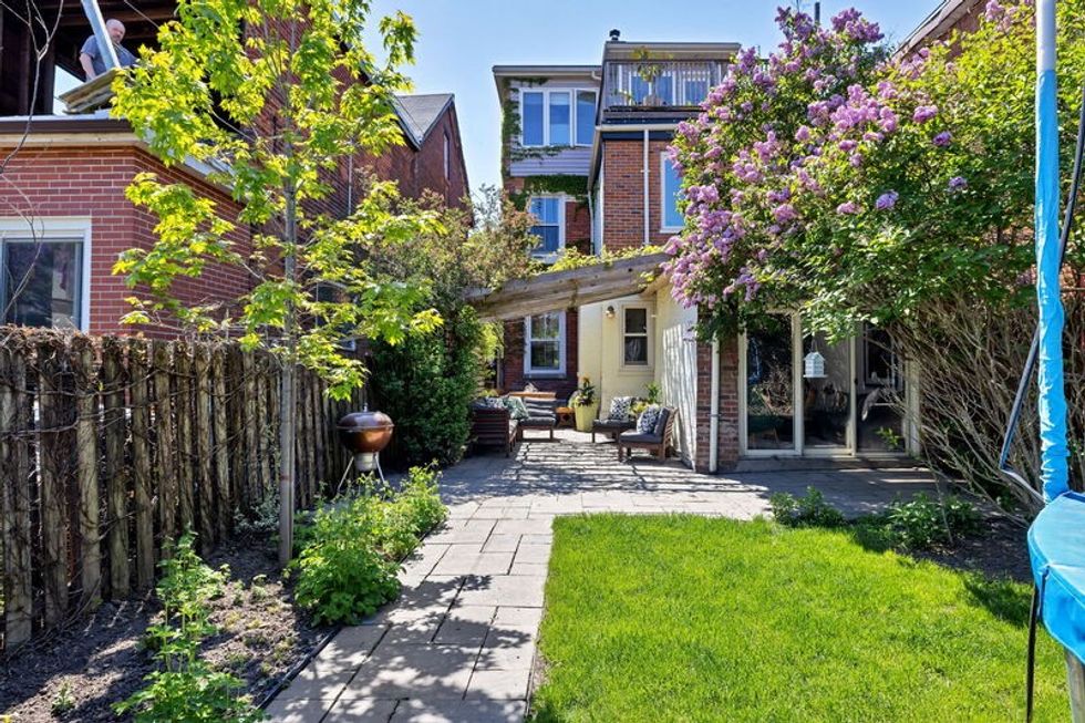 049 1920x1080 photo 1