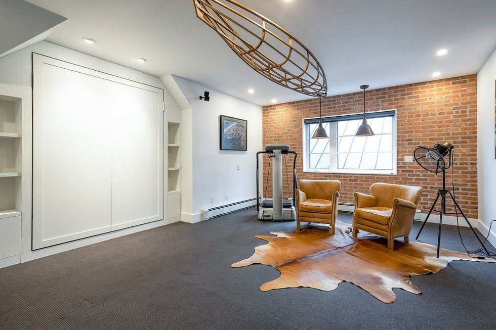 052 260 minnesota street 52