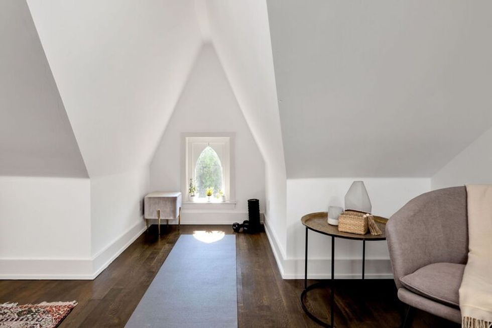 077 1920x1080 photo 1