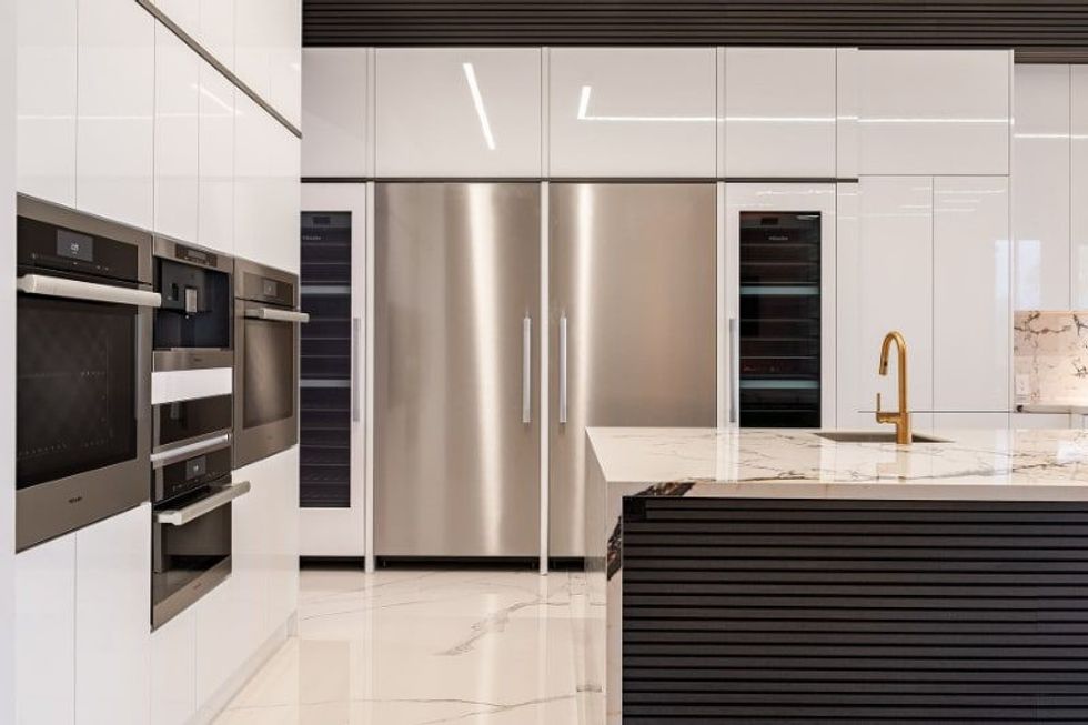 10 creedmore kitchen 6 min