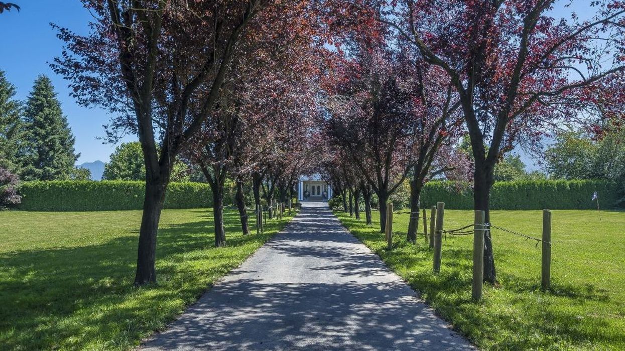 10170 Reeves Road Chilliwack Georgian Style Mansion For Sale - Sotheby's International Realty