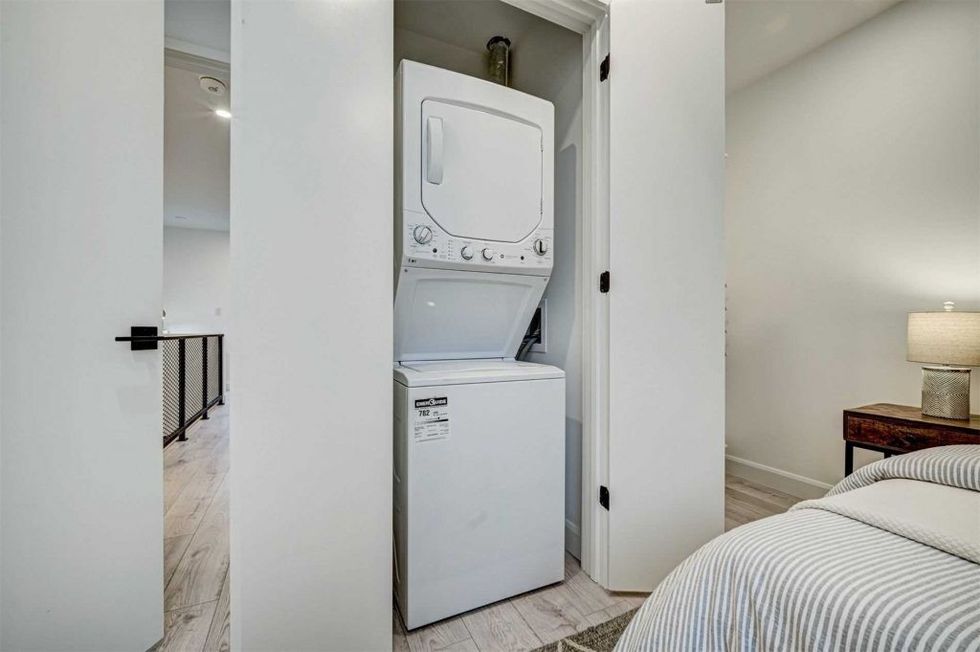 1067 shaw street toronto w5385001 30 1024x681