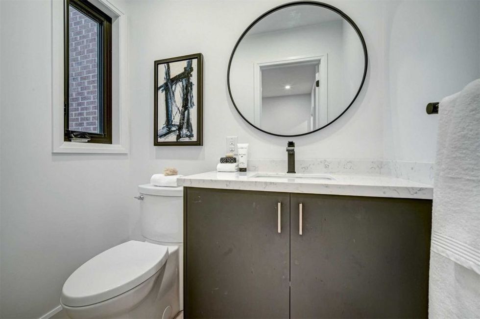 1067 shaw street toronto w5385001 4 1024x681