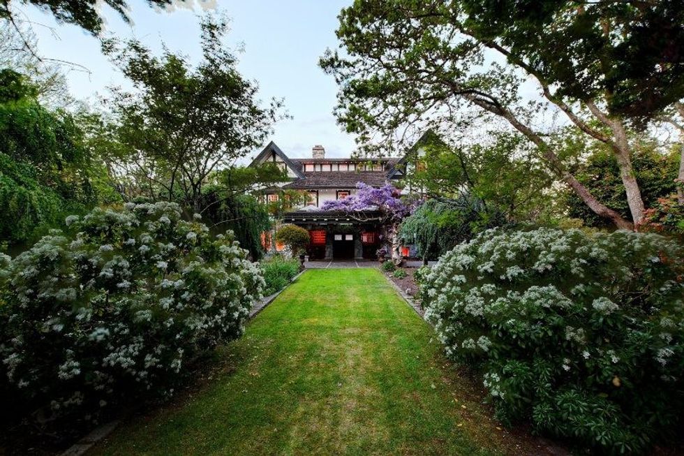 1101 beach drive oak bay british columbia 7