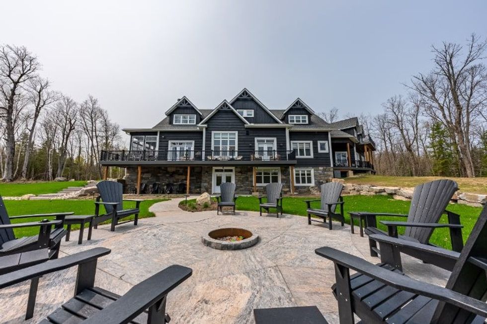 116 37 watkins ln mckellar on p2a 0b4 min