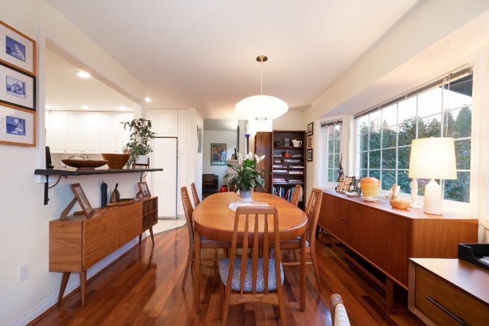 1308 28th street west vancouver home 11