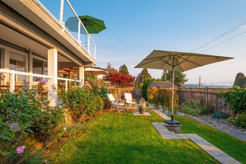 1308 28th street west vancouver home 23