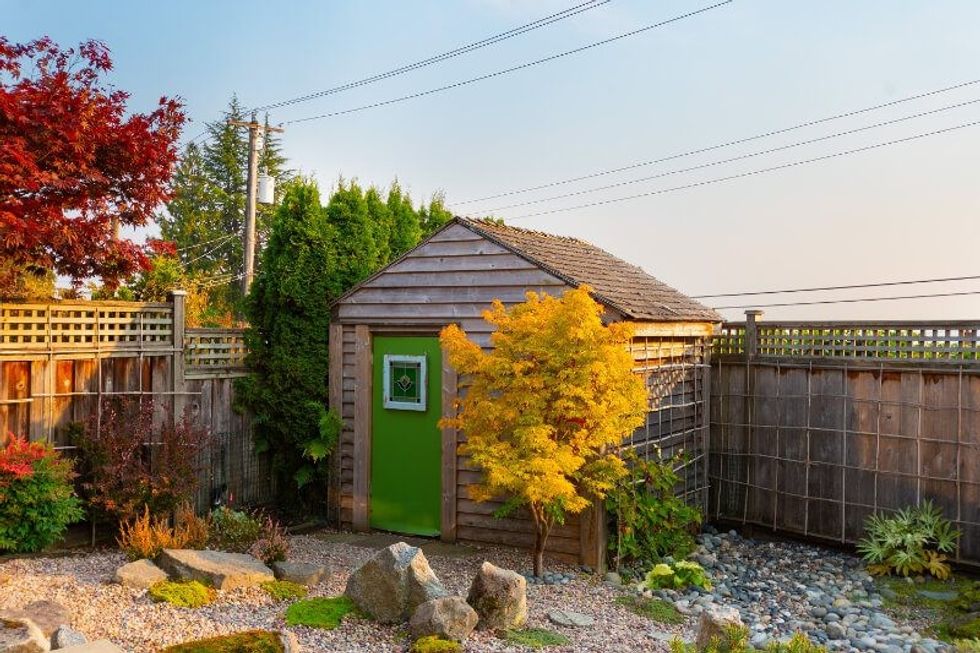 1308 28th street west vancouver home 24