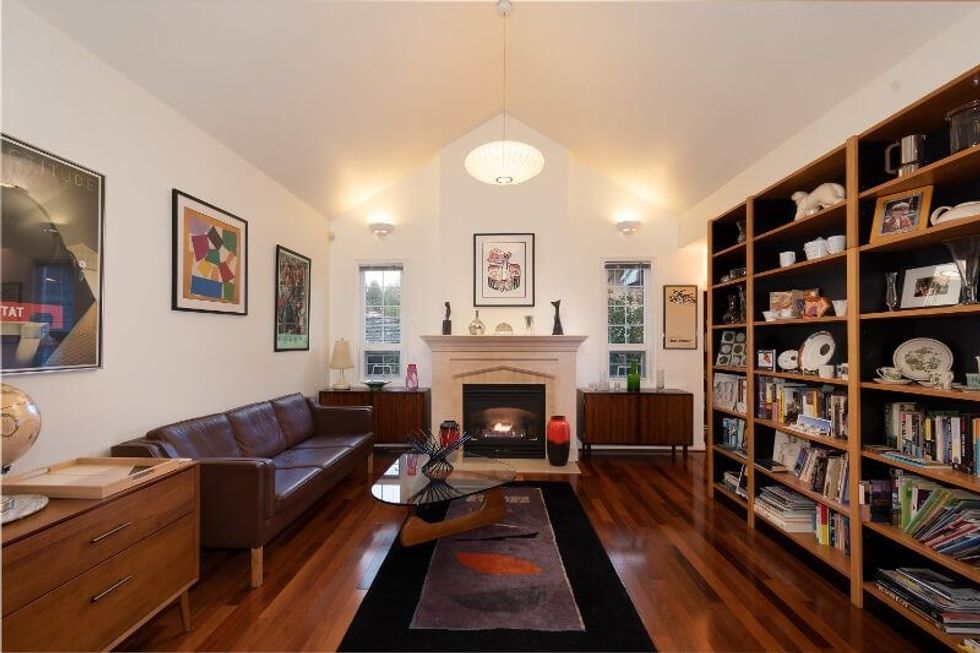 1308 28th street west vancouver home 3