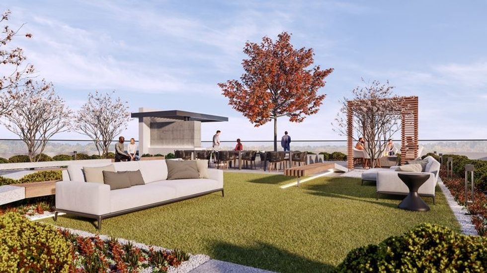 1607kingste rooftop w background