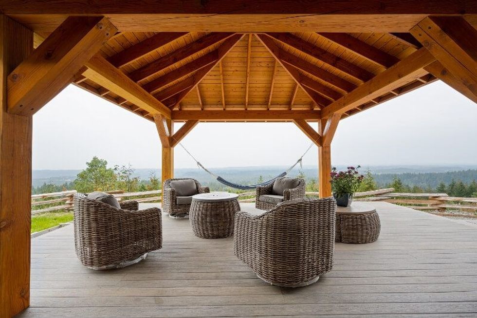 1745 warn way qualicum beach british columbia 27