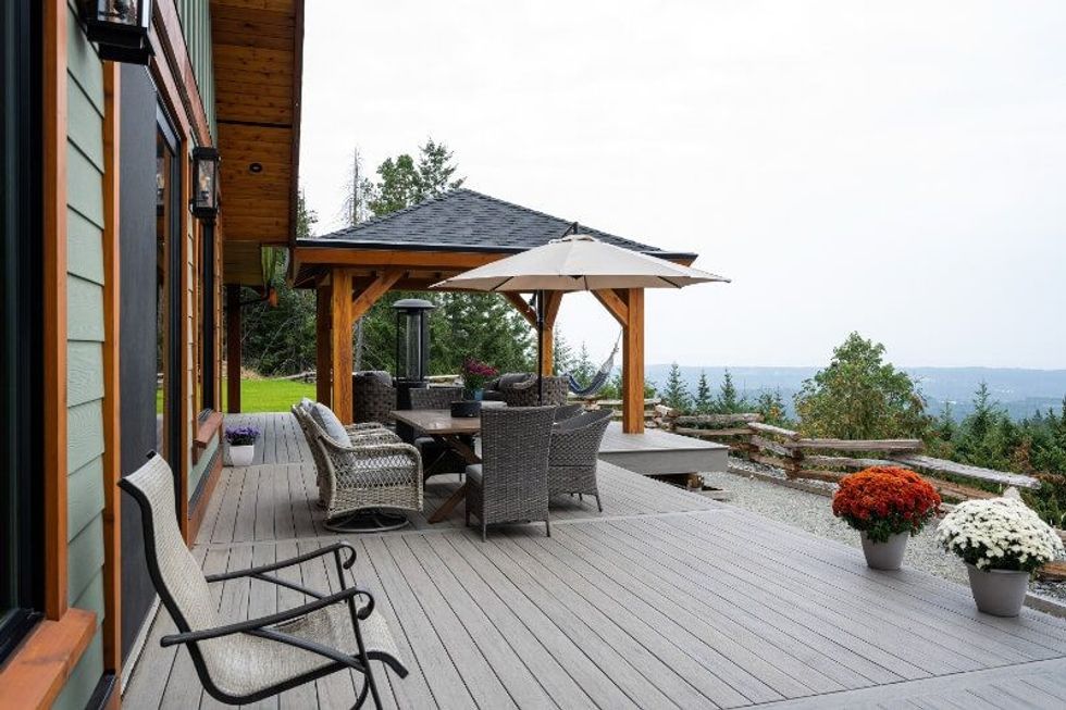 1745 warn way qualicum beach british columbia 28