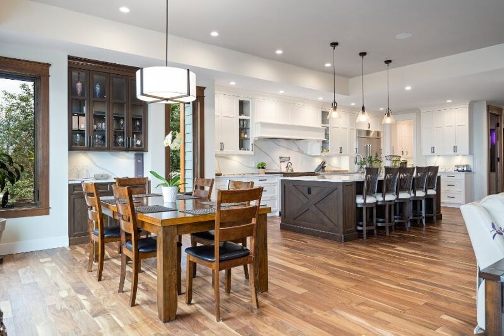 1745 warn way qualicum beach british columbia 8