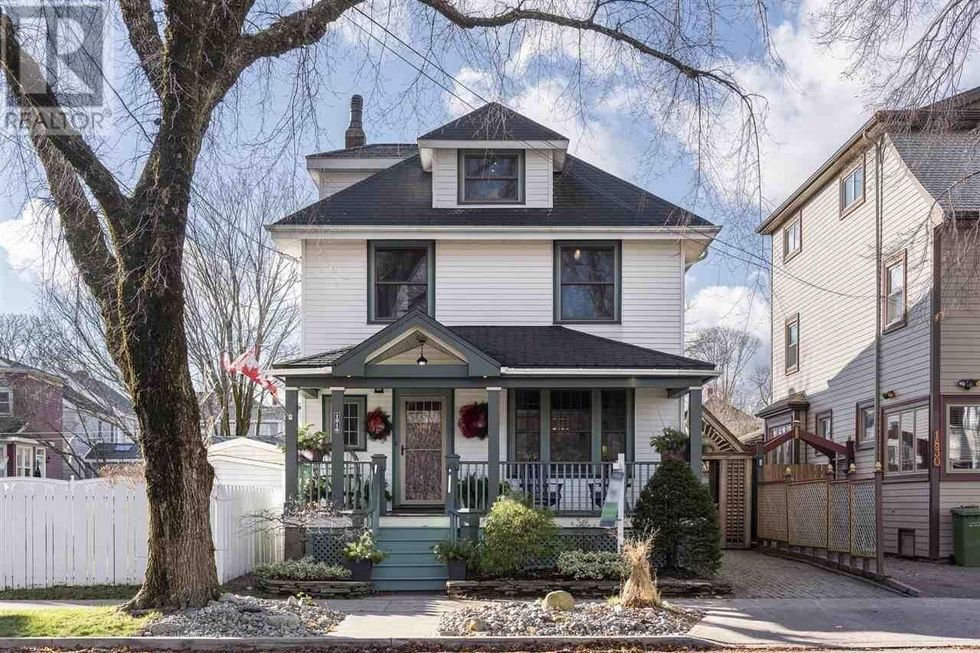 1816 garden street halifax 202024618 1 p