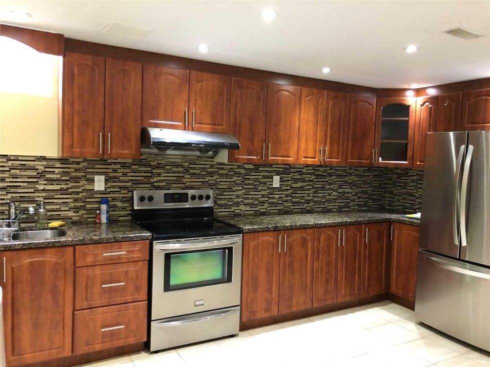 1e069ceb783e579140f41c30a8e5d9be2adeafb6f21c88d8087d5971444d2a77 1024x768