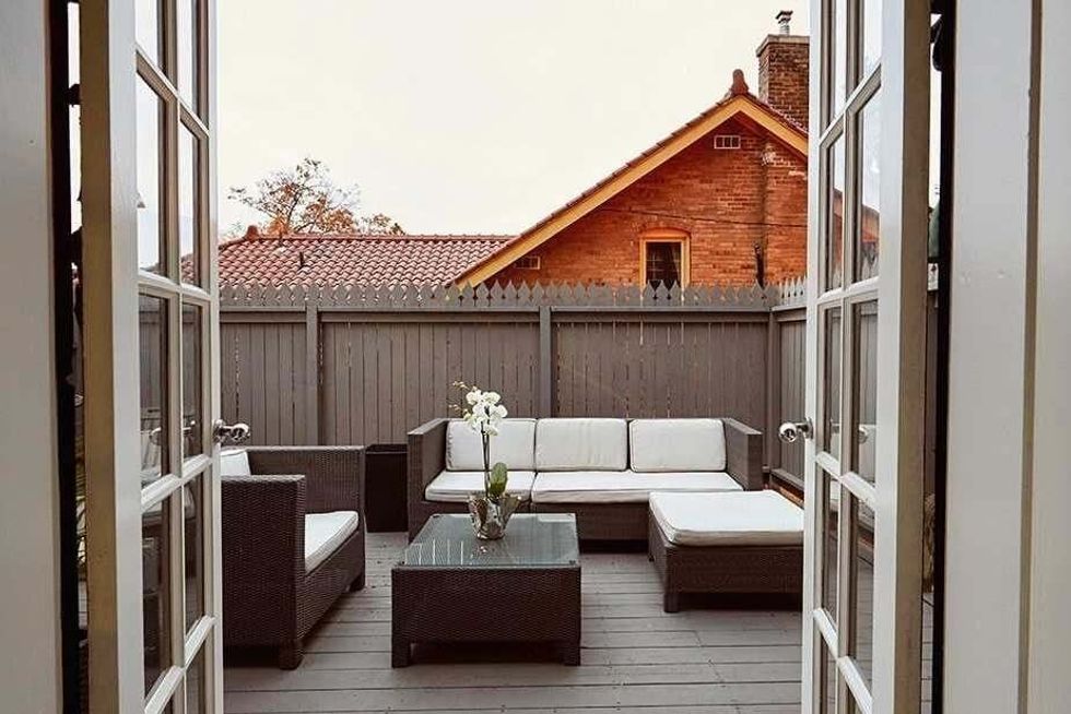 2 indian grove toronto w4866137 15 p