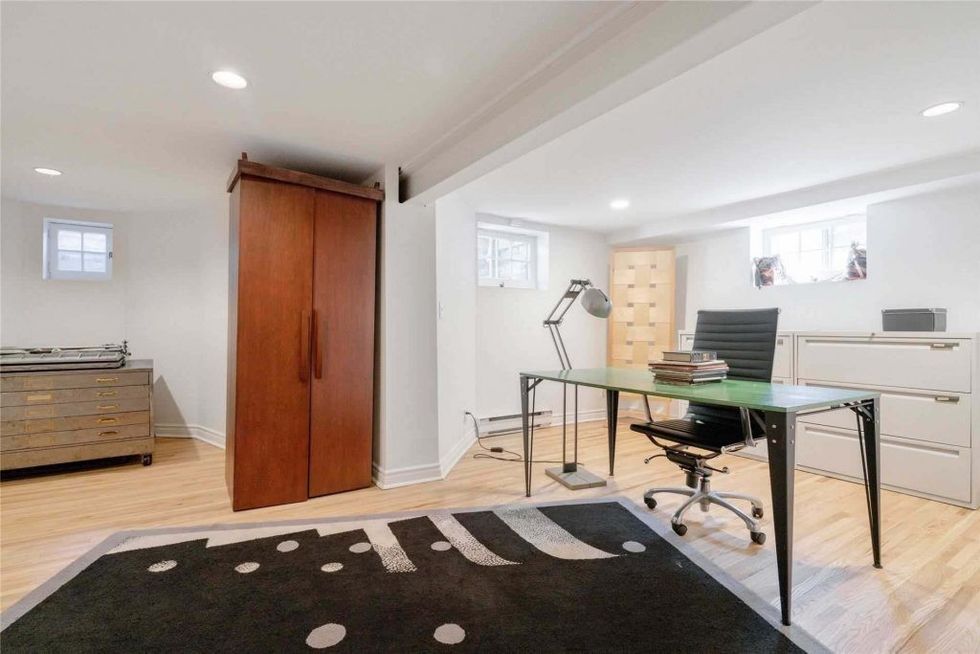 2 indian grove toronto w4866137 21 p 1024x683