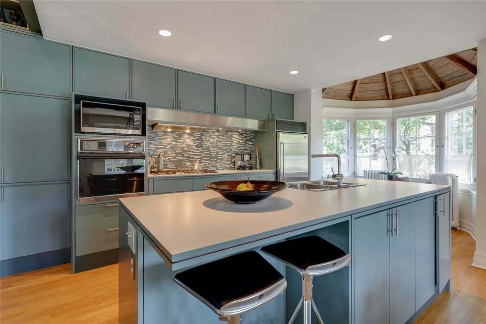 2 indian grove toronto w4866137 37 p 1024x683