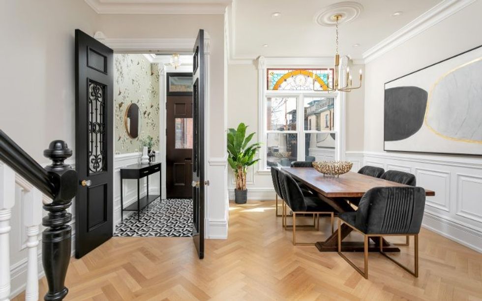 2 laurier ave v2 10 edited