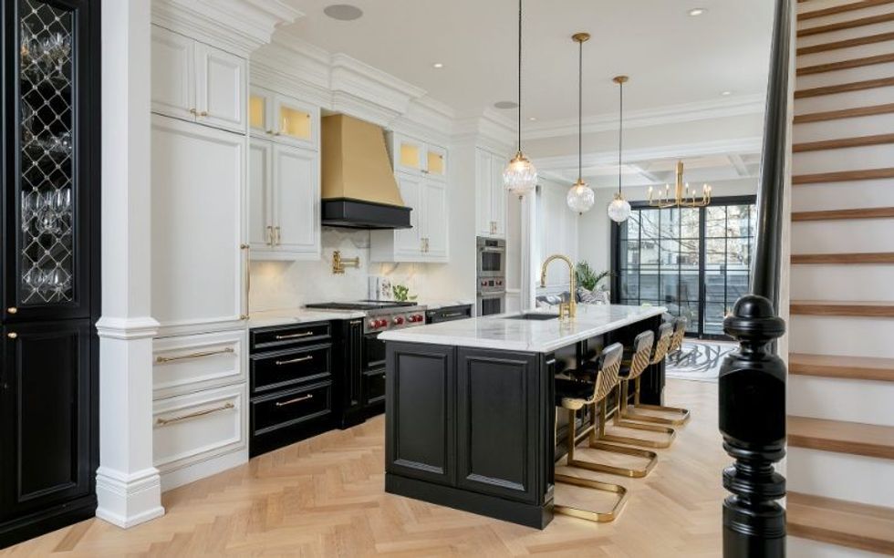 2 laurier ave v2 15 edited