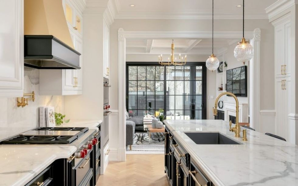 2 laurier ave v2 21 2 edited