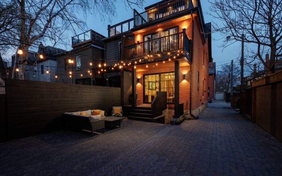 2 laurier ave v2 3 1 edited