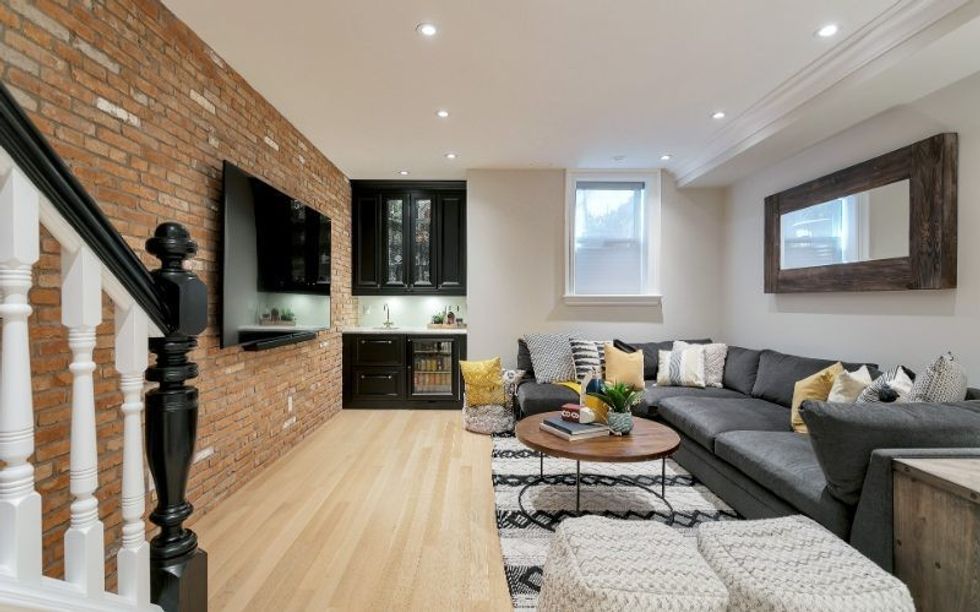 2 laurier ave v2 76 edited