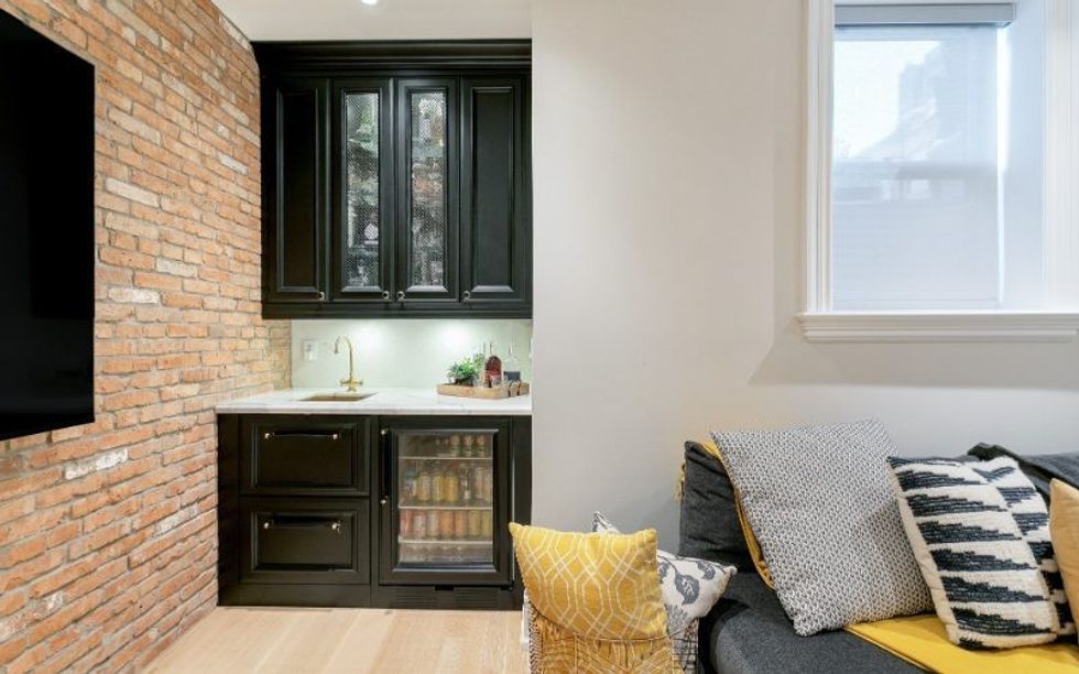 2 laurier ave v2 77 edited