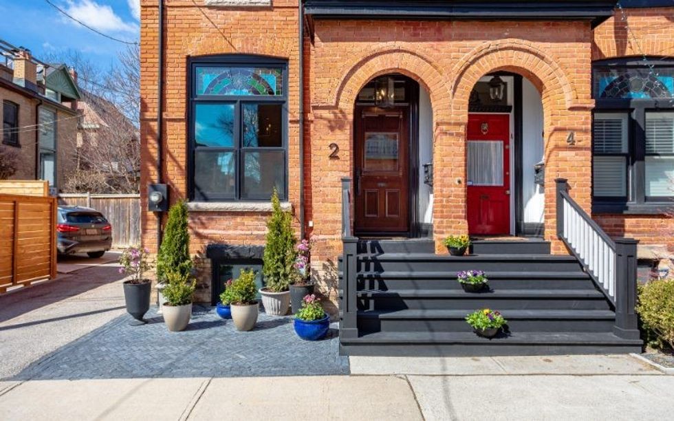 2 laurier ave v2 8 1 edited