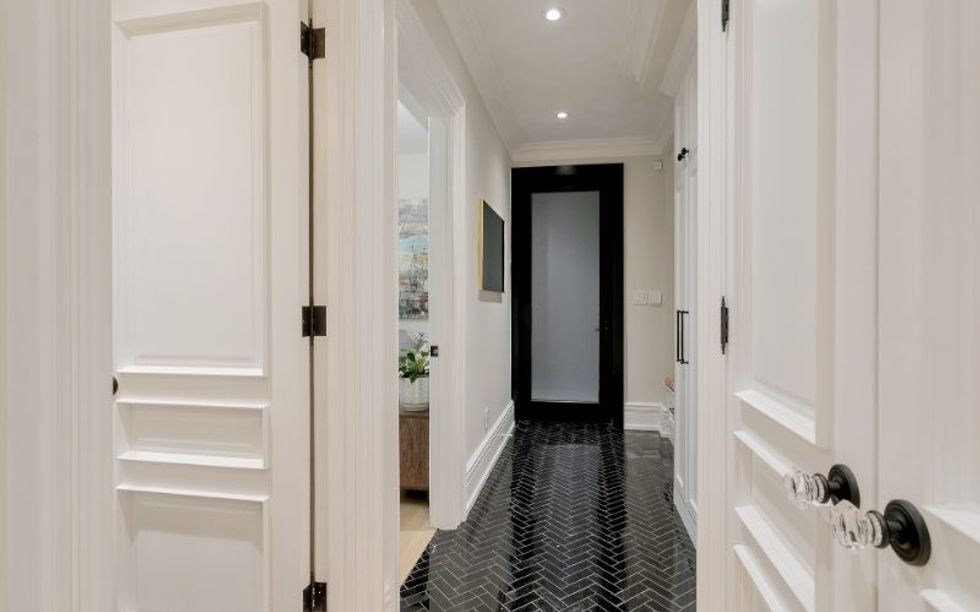 2 laurier ave v2 85 1 edited