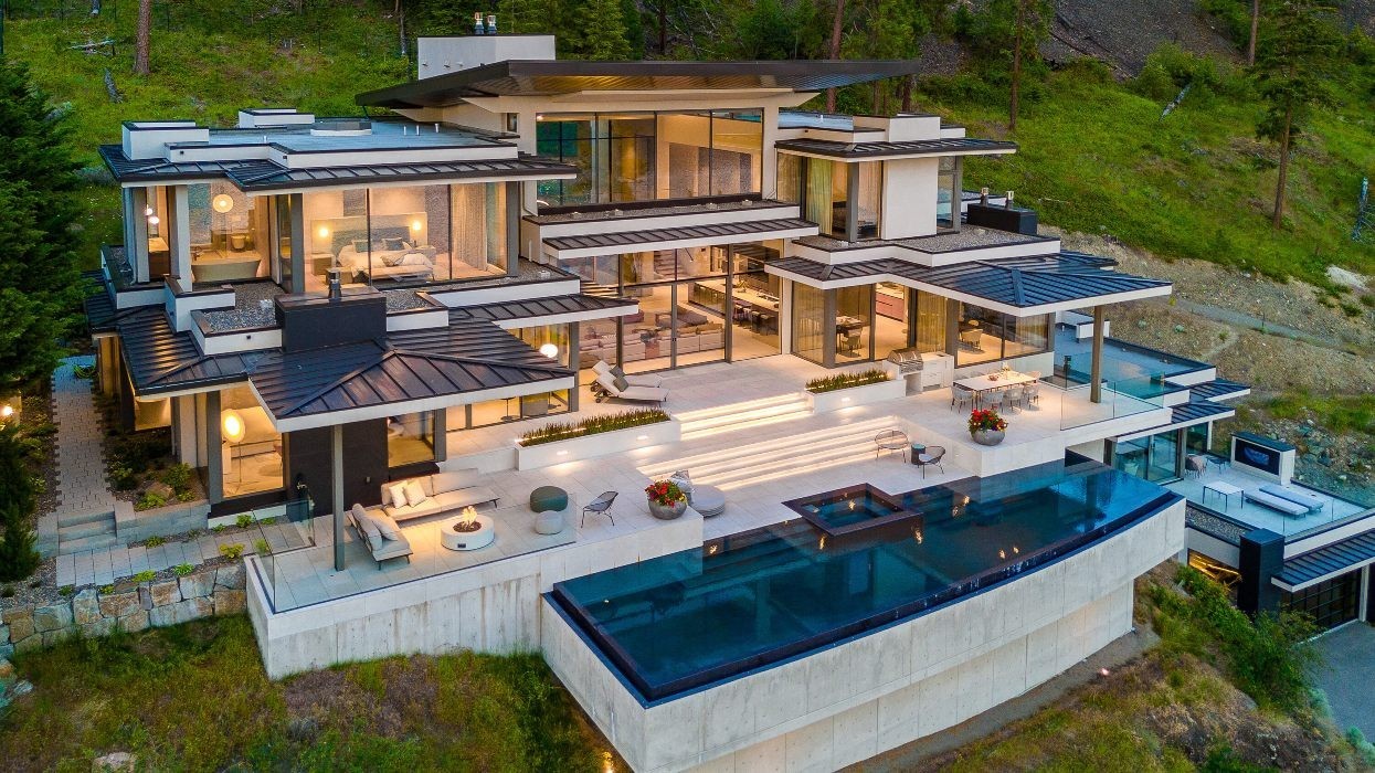 Award Winning Lakeside Kelowna Mansion Listed For 15 9M award-winning-lakeside-kelowna-mansion-listed-for-15-9m