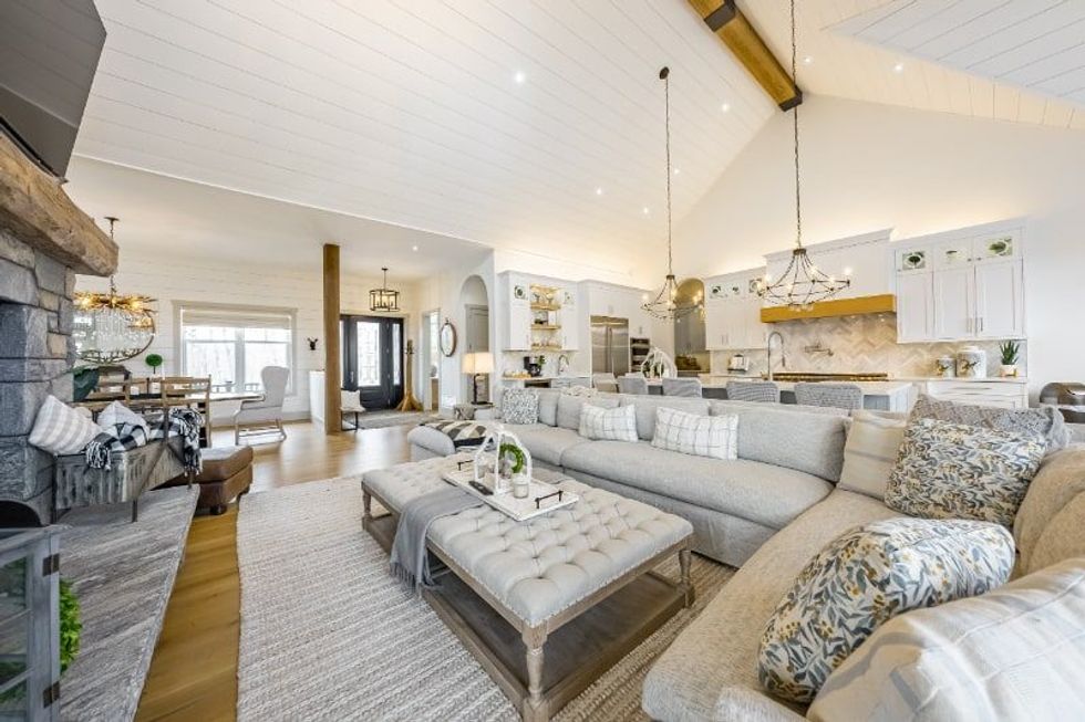 20 37 watkins ln mckellar on p2a 0b4 min 1