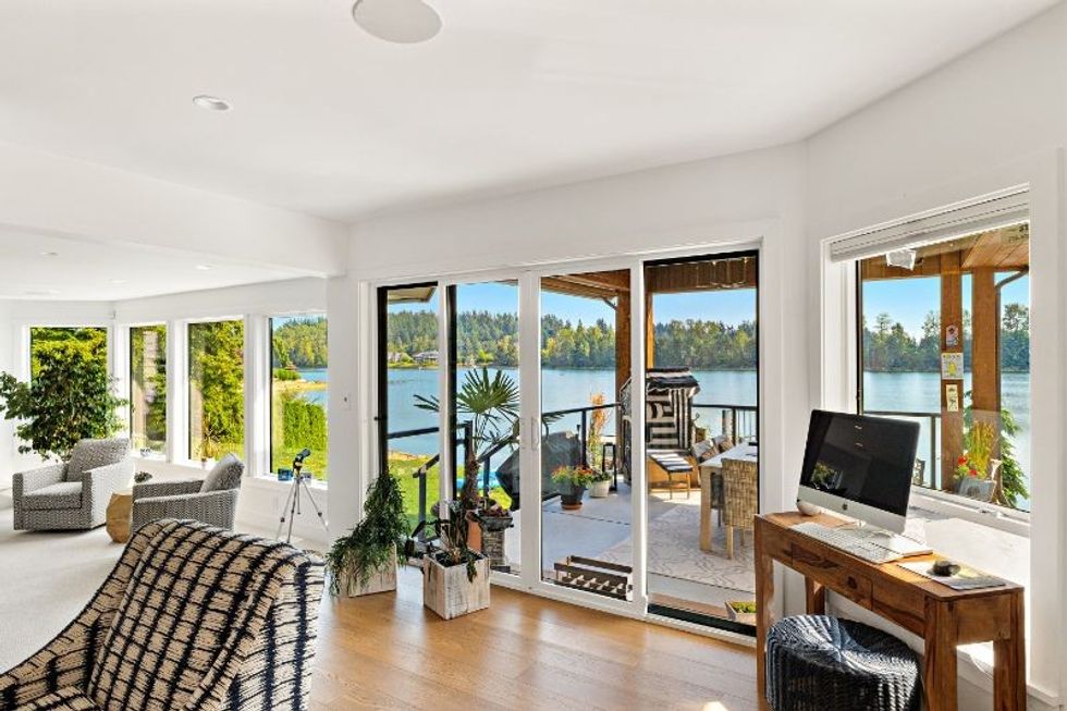 204 street back door