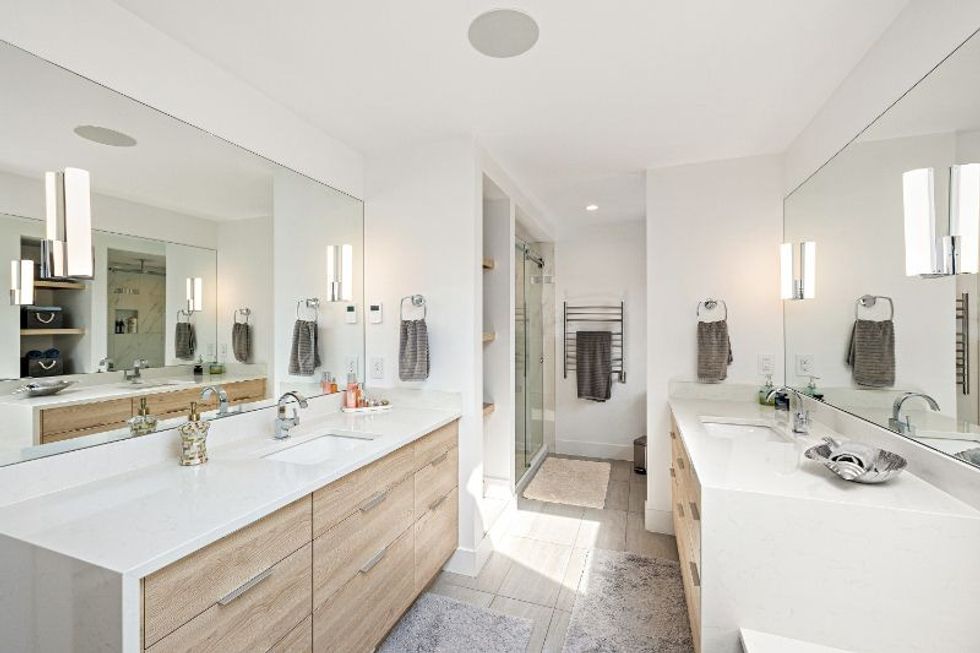 204 street bathroom 2