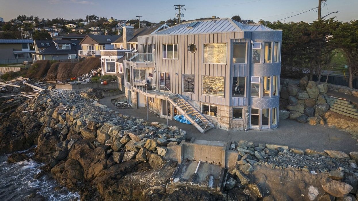 2179 Crescent Road in Oak Bay, British Columbia.