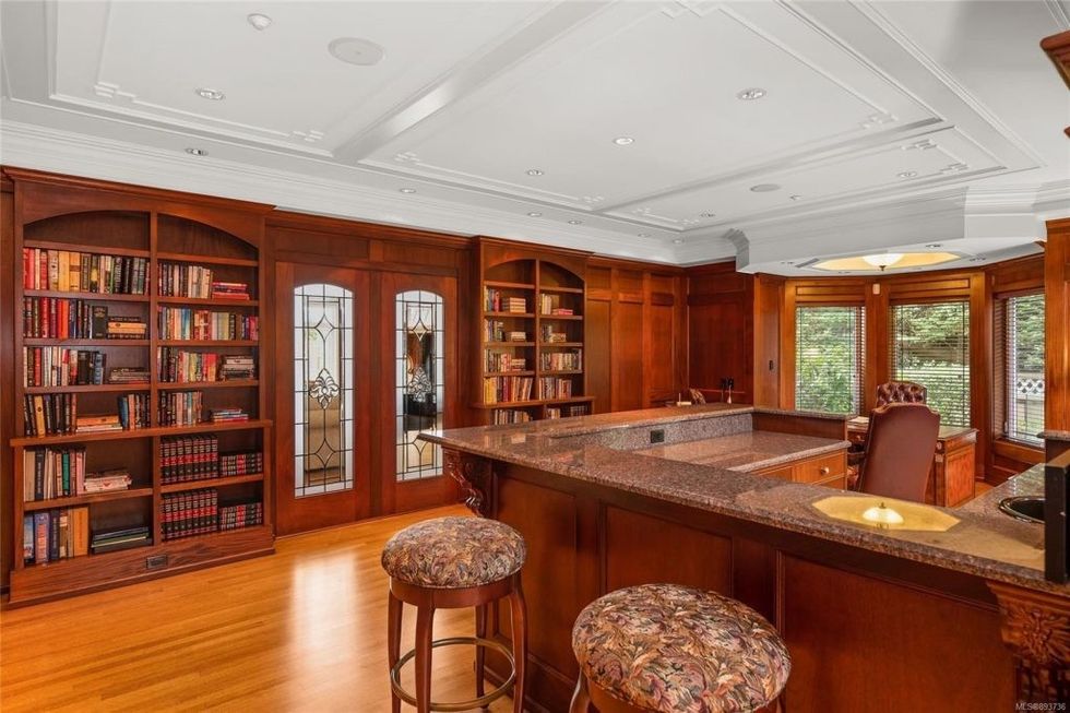 22363821 16 alt 1024x682