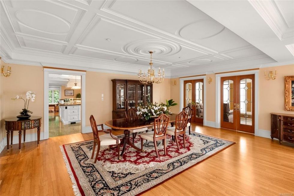 22363821 28 alt 1024x682