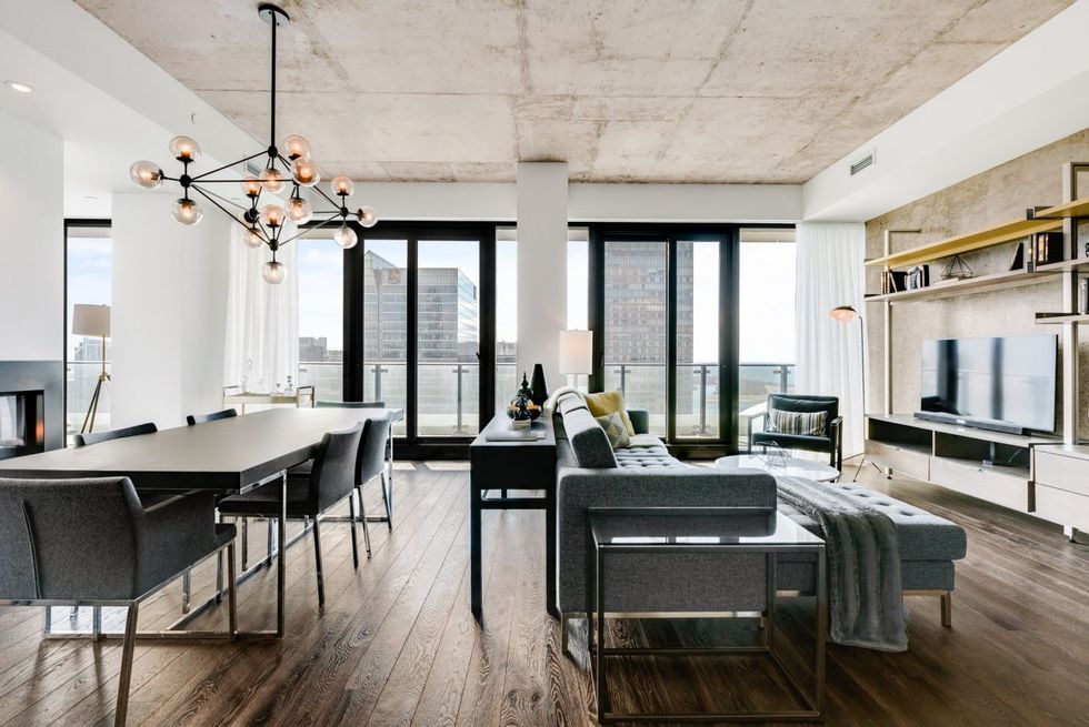 224 king st suite 4302 1 e1556130795377