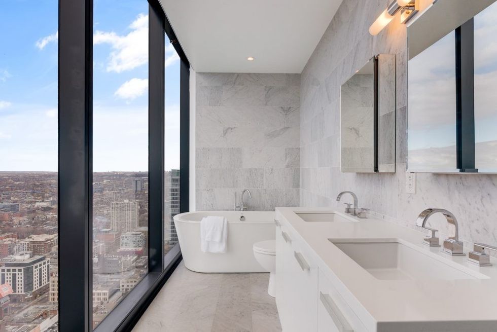 224 king st suite 4302 9 1024x684