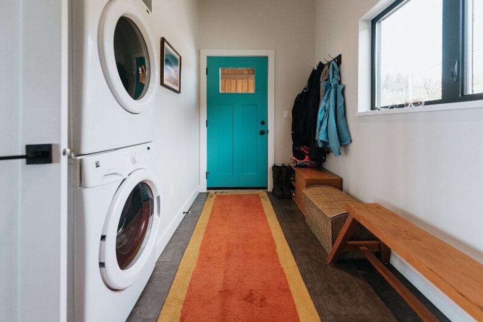 2247 pixton road roberts creek 7