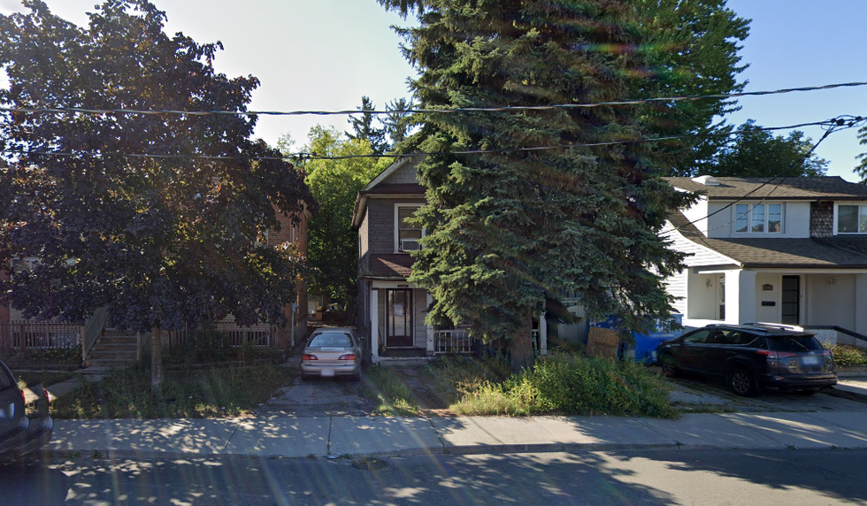 2343 gerrard street east