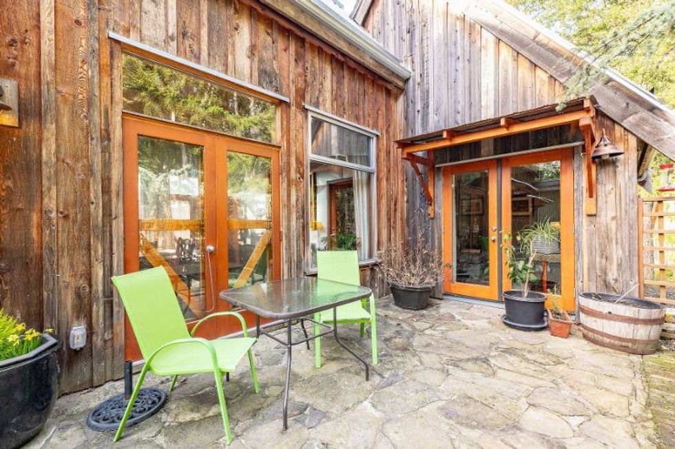 241 little mountain road salt spring island treehouse home 10