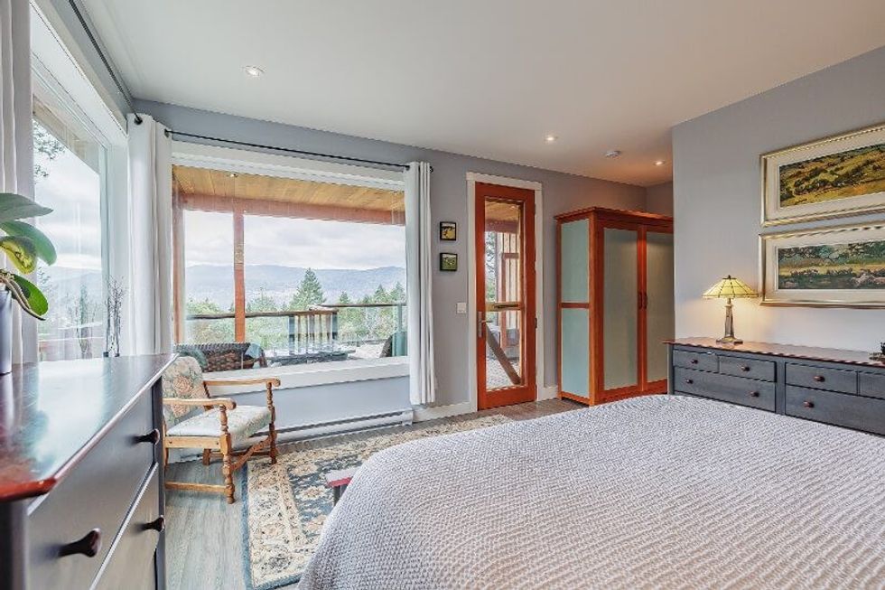 241 little mountain road salt spring island treehouse home 18