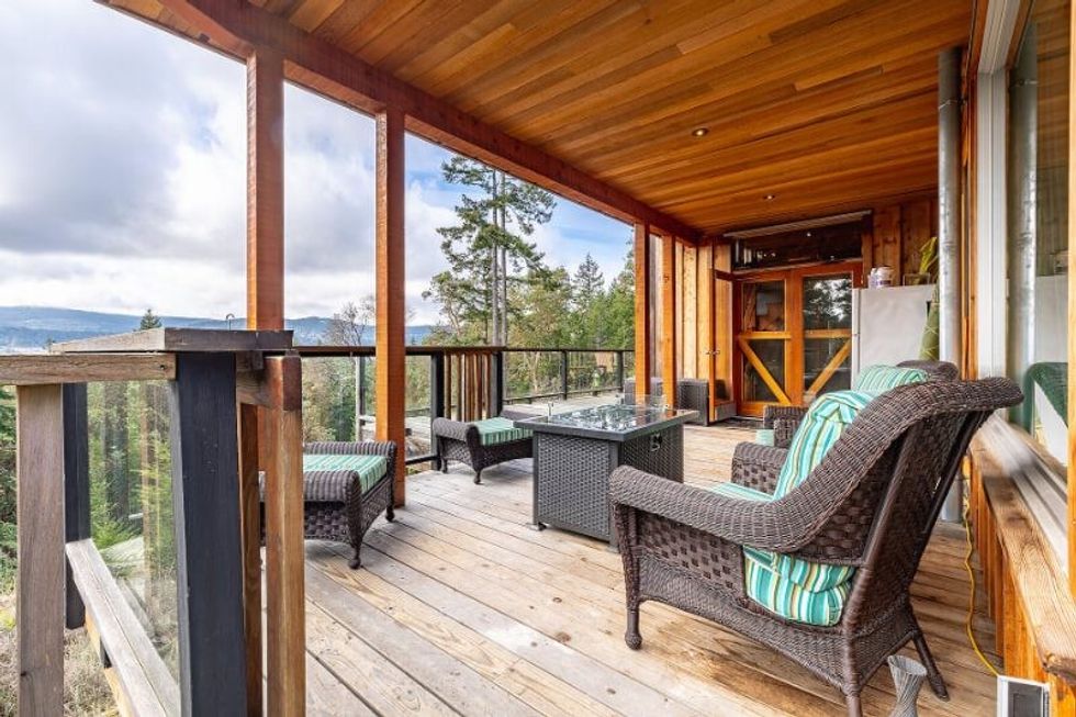 241 little mountain road salt spring island treehouse home 22
