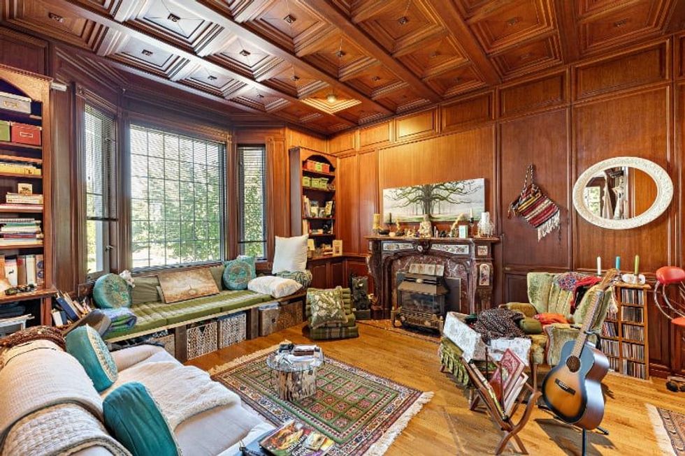 24990 88 avenue library