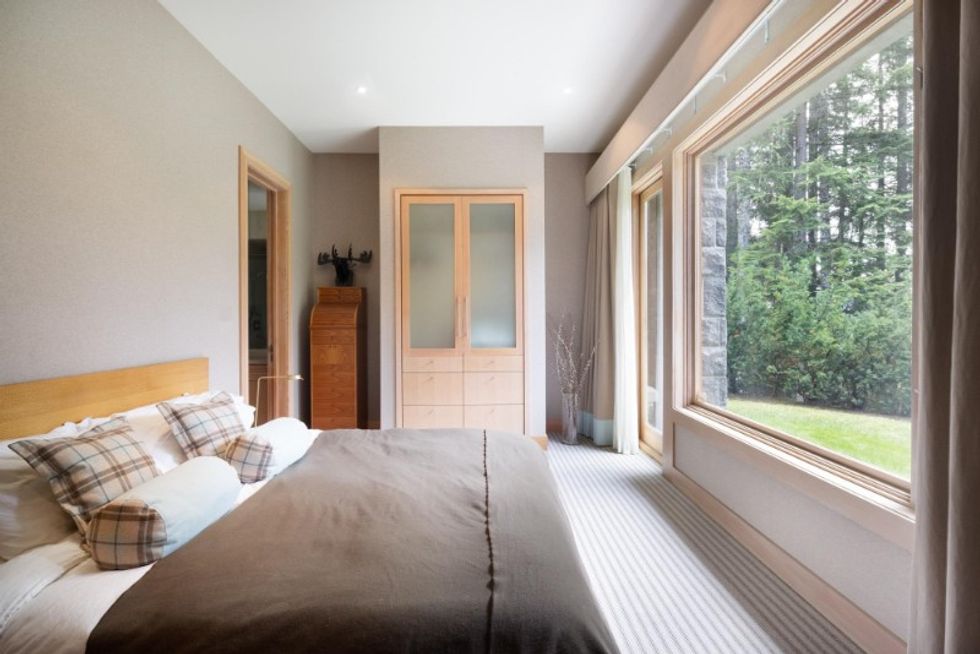 278098981a764210bb700f6996679b63